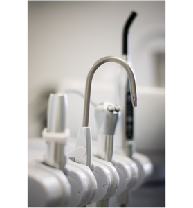 Eyector curvo de acero